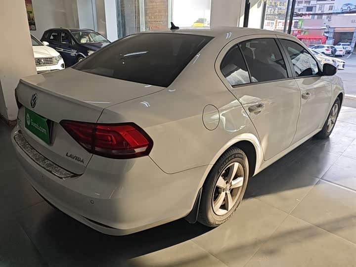 Фото 7 - Volkswagen Lavida