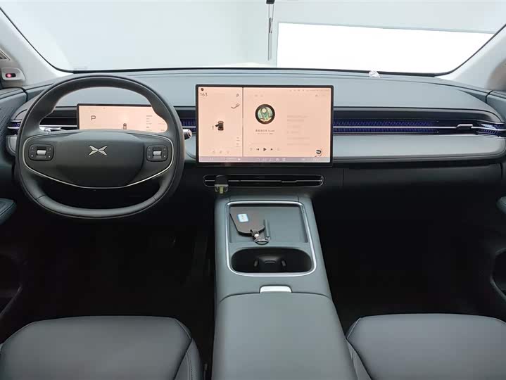 Фото 12 - XPeng G6