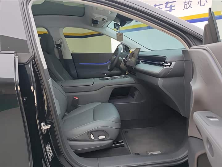 Фото 8 - XPeng G6