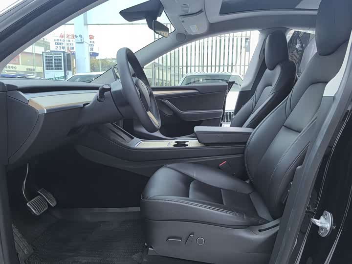 Фото 5 - Tesla Model Y