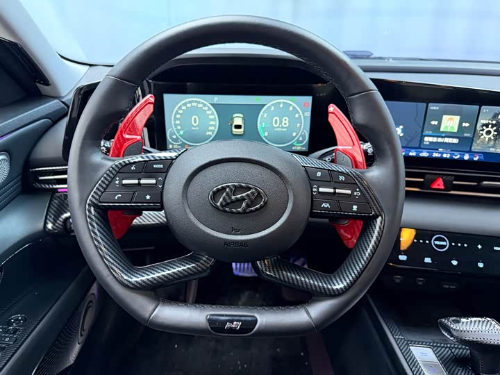 Фото 10 - Hyundai Elantra N line