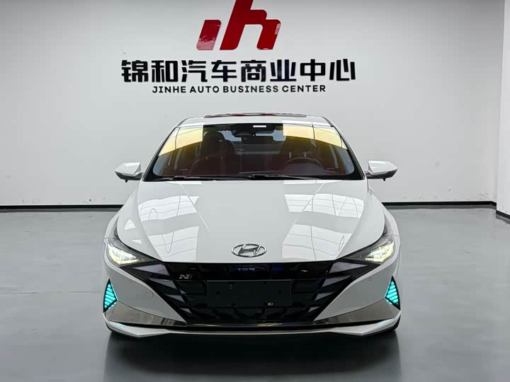 Фото 2 - Hyundai Elantra N line