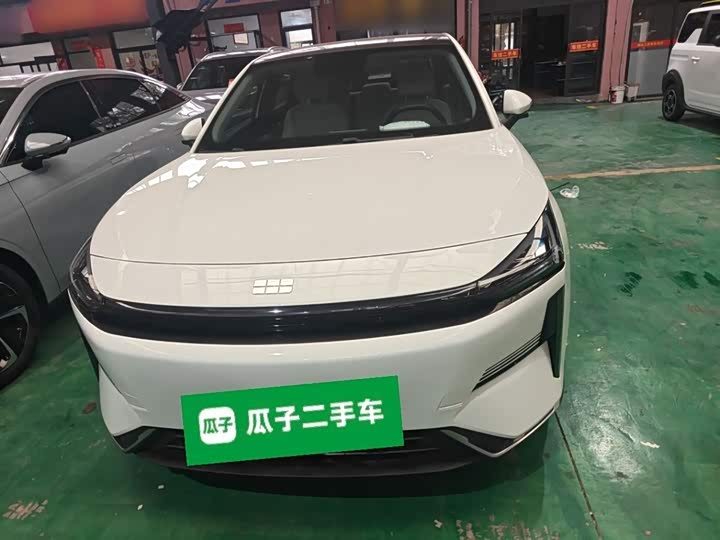 Фото 3 - Geely Galaxy L6