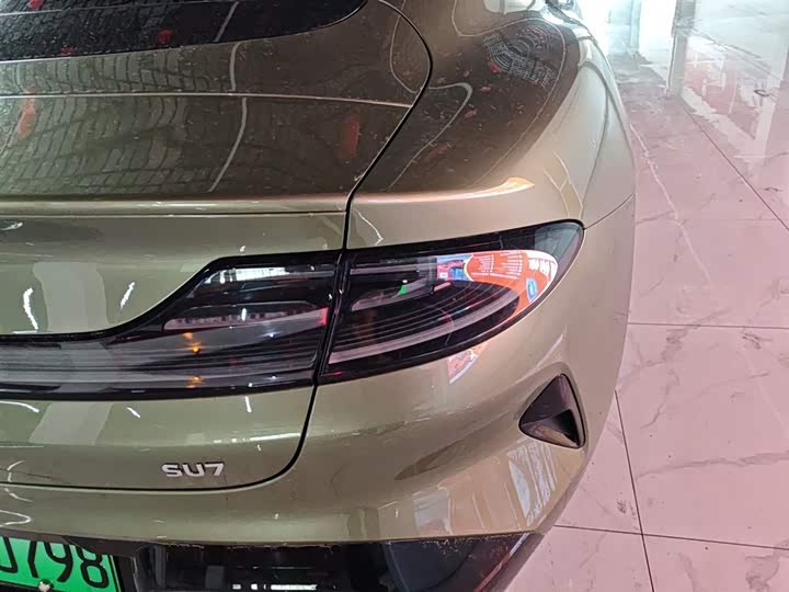 Фото 8 - Xiaomi SU7