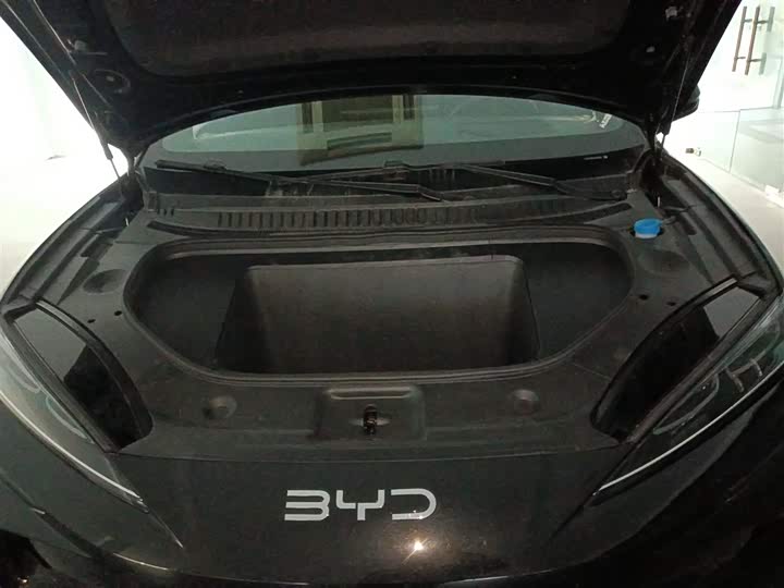 Фото 11 - BYD Sea Lion 07 EV