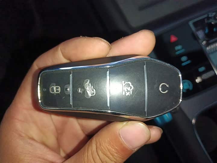 Фото 12 - BYD Sea Lion 07 EV