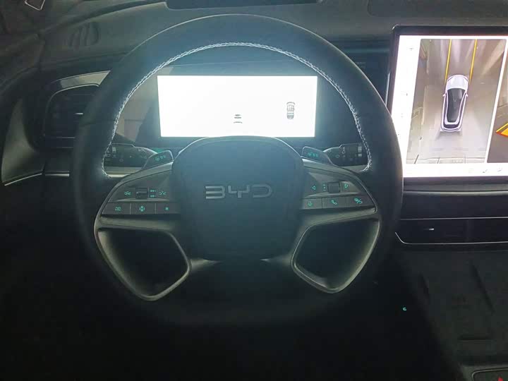 Фото 3 - BYD Sea Lion 07 EV