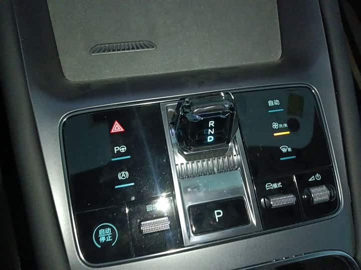 Фото 7 - BYD Sea Lion 07 EV