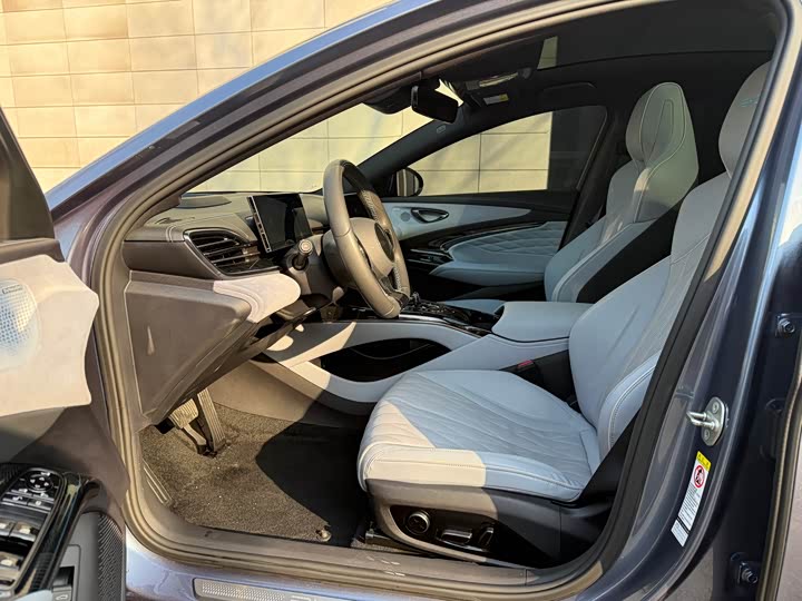 Фото 10 - BYD Seal