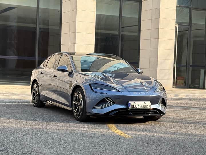 Фото 3 - BYD Seal