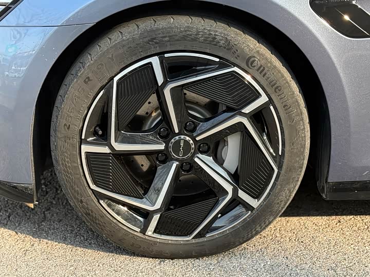 Фото 5 - BYD Seal