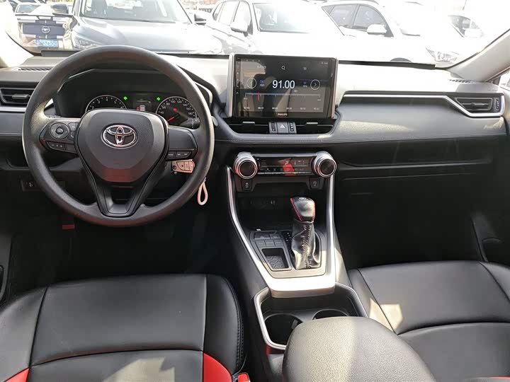 Фото 10 - Toyota Wildlander