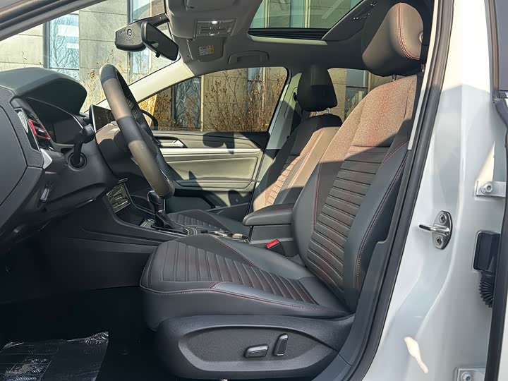 Фото 5 - Volkswagen Lavida