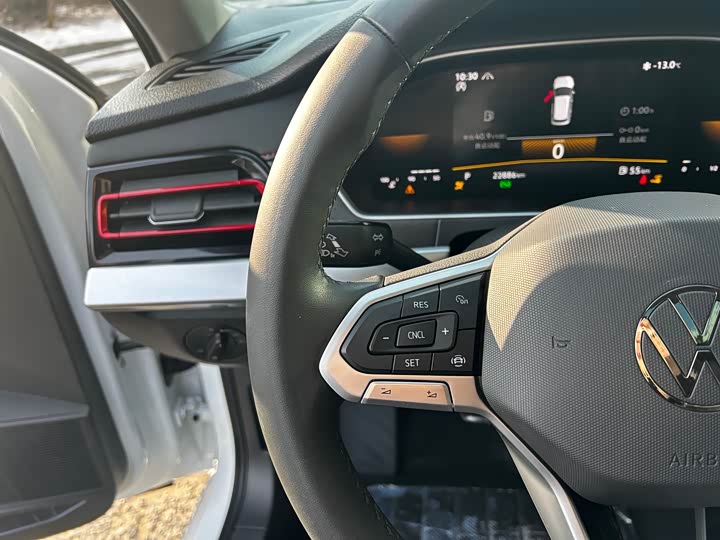 Фото 9 - Volkswagen Lavida