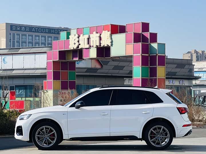 Фото 3 - Audi Q5L
