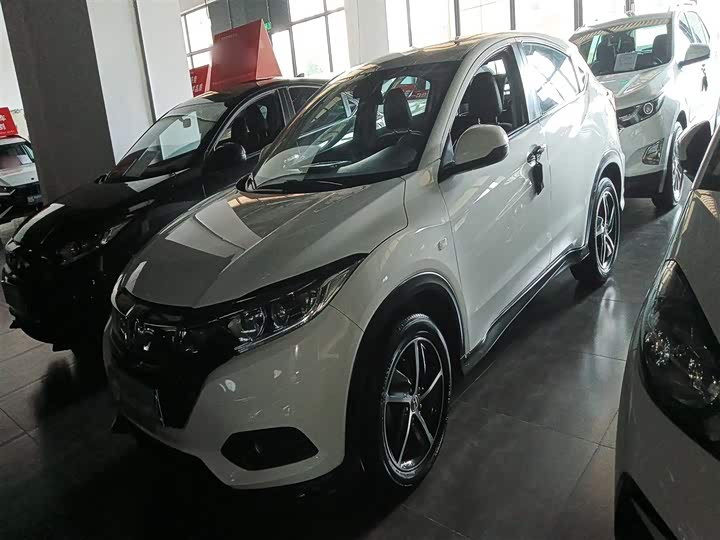 Фото 1 - Honda Vezel