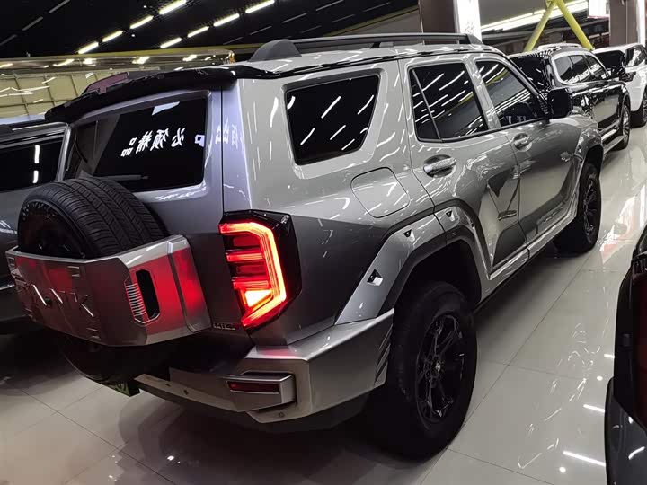 Фото 7 - Tank 400 Hybrid