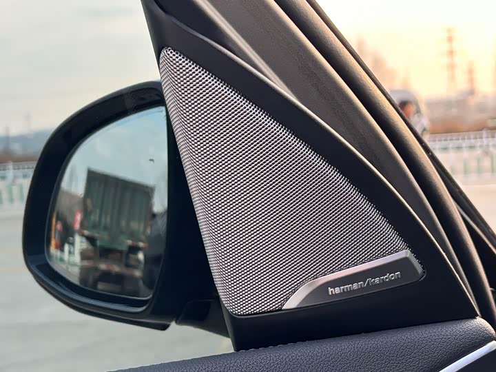 Фото 18 - BMW X3