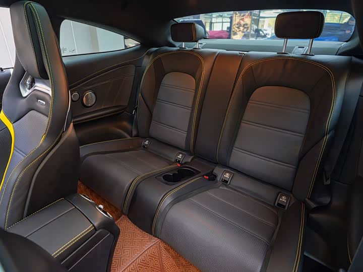 Фото 18 - Mercedes-Benz C-Class AMG