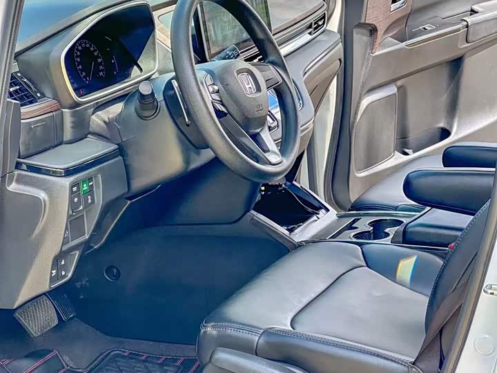 Фото 4 - Honda Odyssey