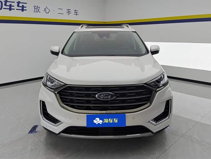 Фото 2 - Ford Edge