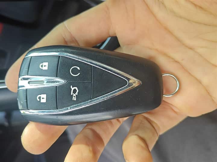 Фото 9 - Changan CS75 Plus