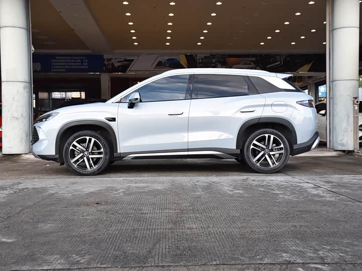 Фото 4 - BYD Song L DM-i Hybrid