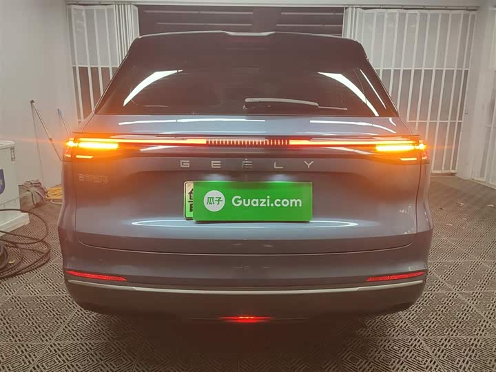 Фото 6 - Geely Galaxy Starship 7