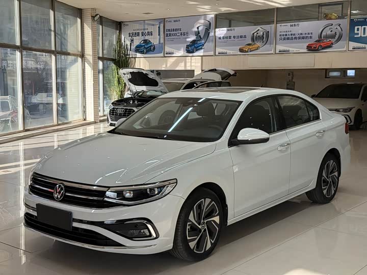 Фото 1 - Volkswagen Bora