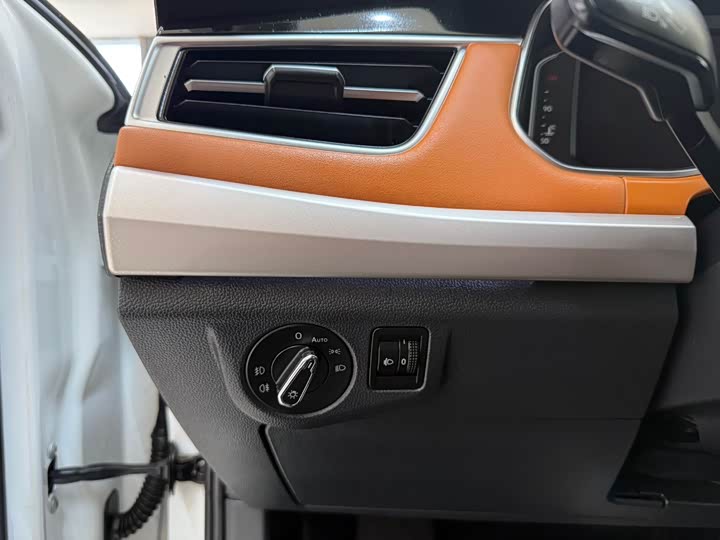 Фото 9 - Volkswagen Bora