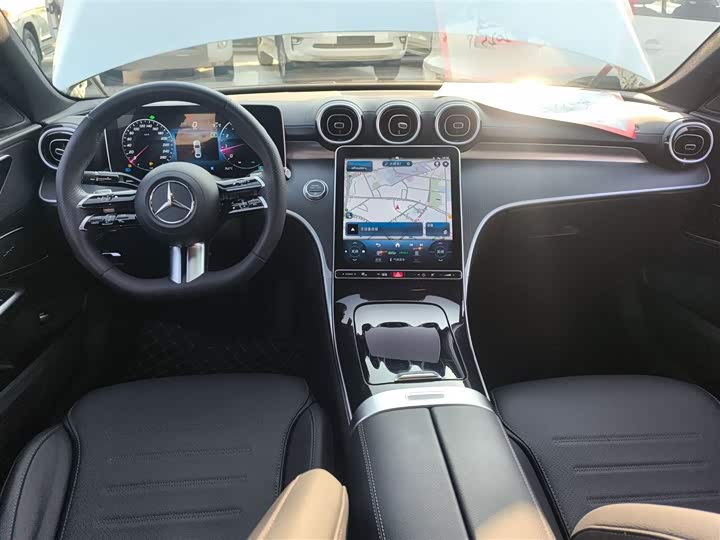 Фото 10 - Mercedes-Benz C-Class