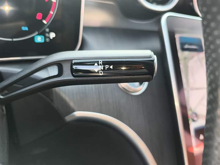 Фото 14 - Mercedes-Benz C-Class