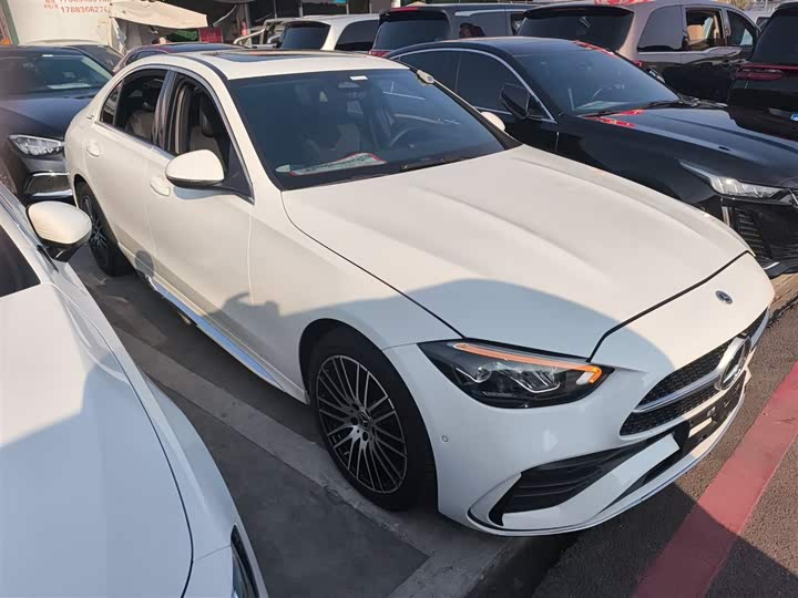 Фото 4 - Mercedes-Benz C-Class