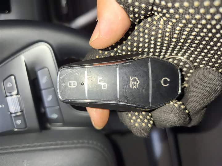 Фото 9 - BYD Qin Plus