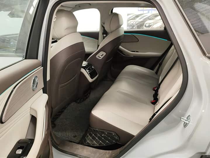 Фото 11 - Exeed RX C-DM Hybrid