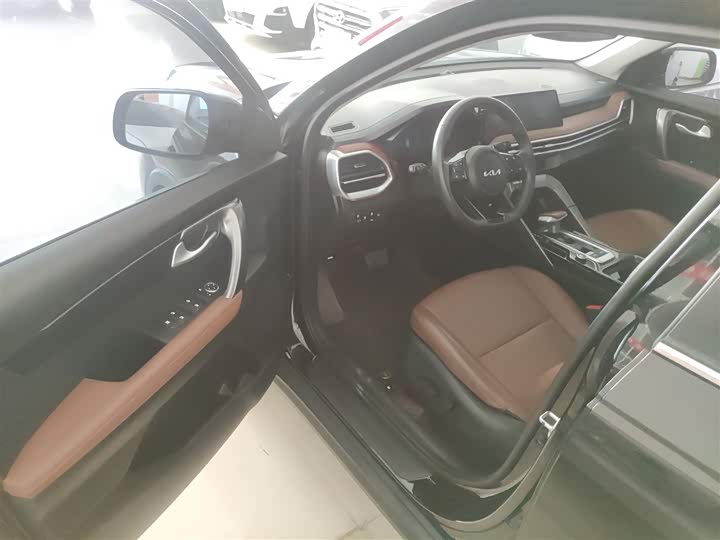 Фото 16 - Kia Sportage GT-line