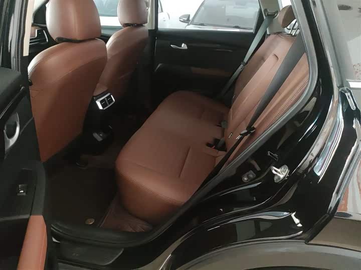 Фото 17 - Kia Sportage GT-line