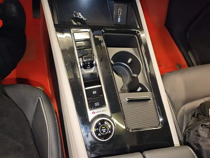 Фото 14 - Volkswagen Teramont Pro