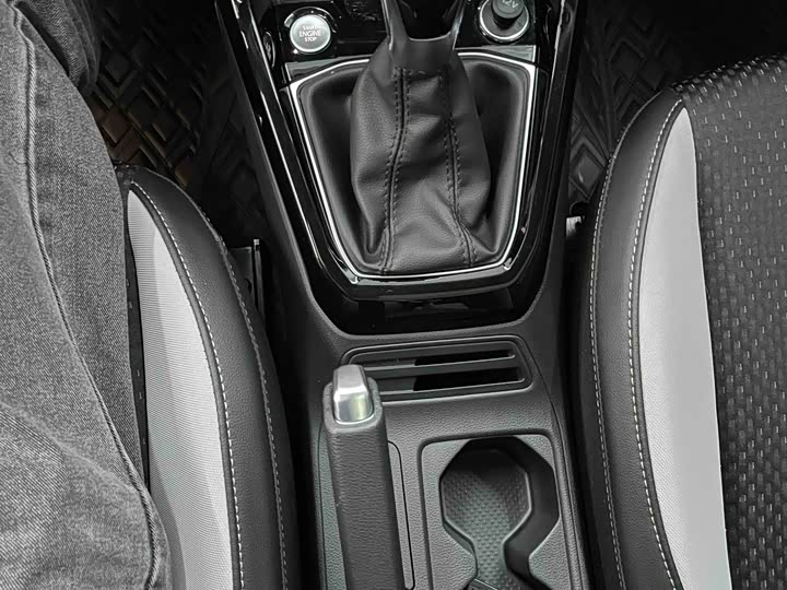 Фото 10 - Volkswagen Tacqua