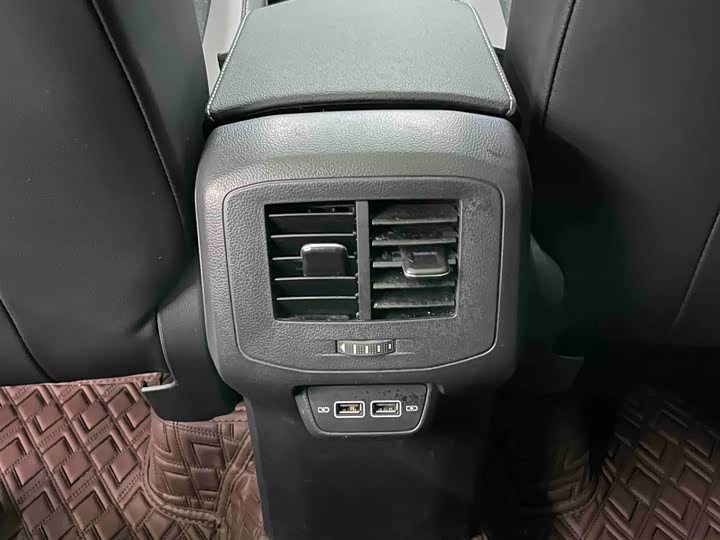 Фото 21 - Volkswagen Tacqua