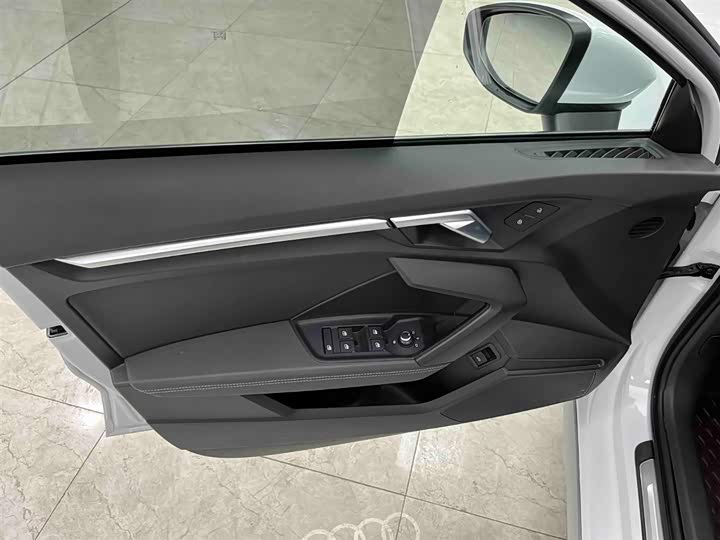 Фото 10 - Audi A3