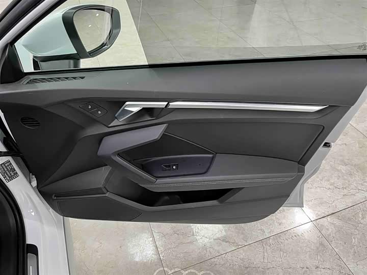 Фото 12 - Audi A3