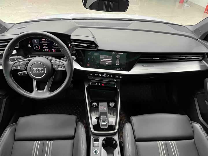 Фото 2 - Audi A3