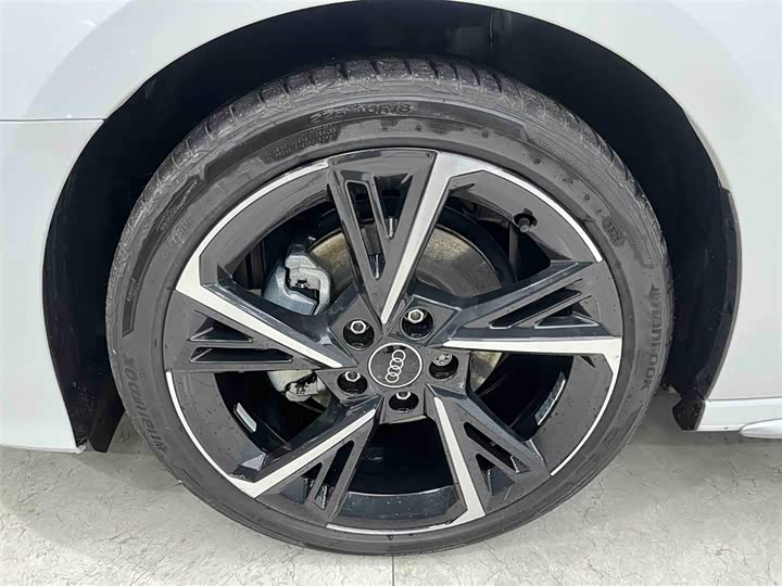 Фото 20 - Audi A3