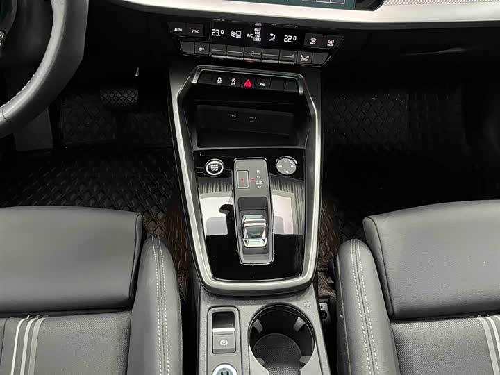 Фото 5 - Audi A3