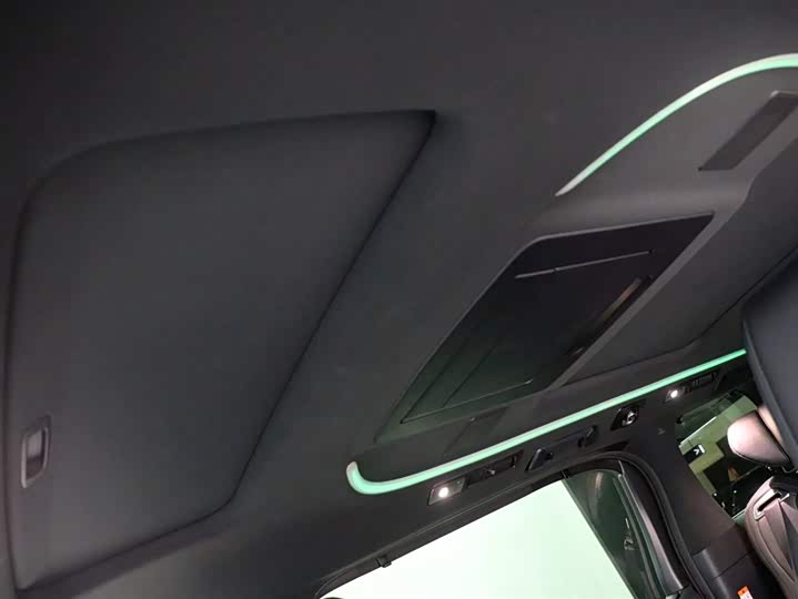 Фото 22 - Toyota Alphard