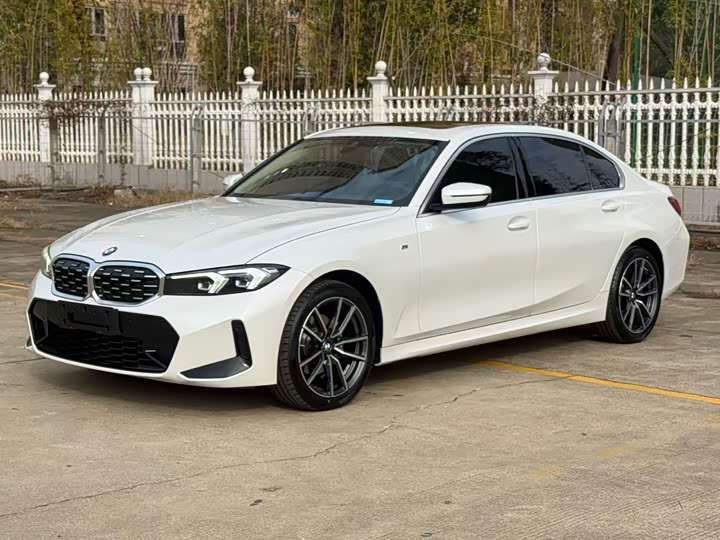 Фото 1 - BMW 3 Series