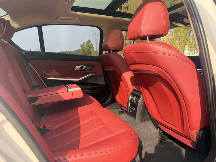 Фото 6 - BMW 3 Series