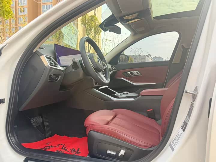 Фото 7 - BMW 3 Series