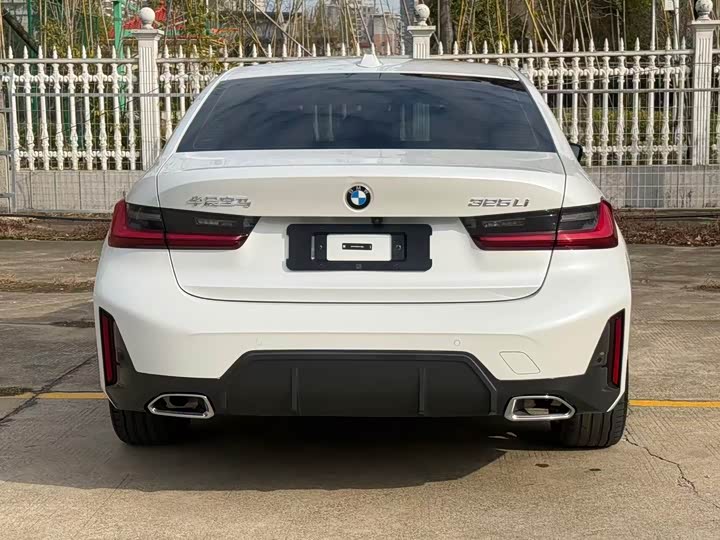 Фото 9 - BMW 3 Series